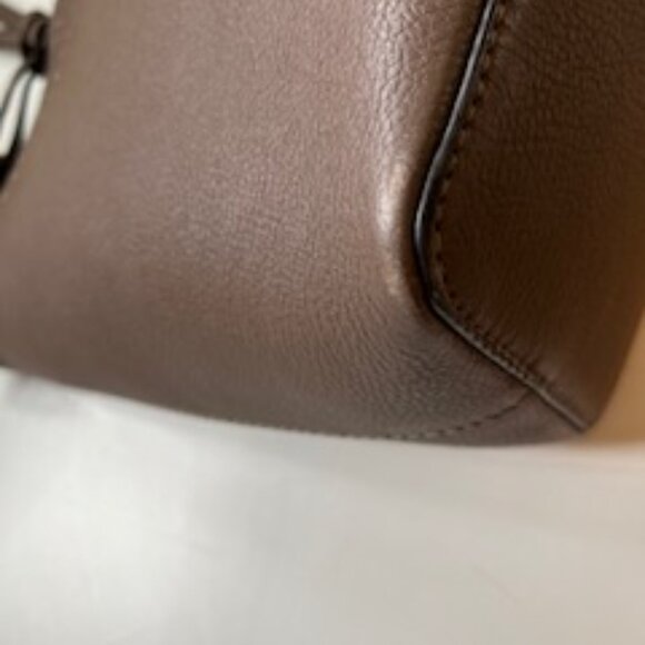 Tory Burch McGraw Tassel Tote - Picture 5 of 7